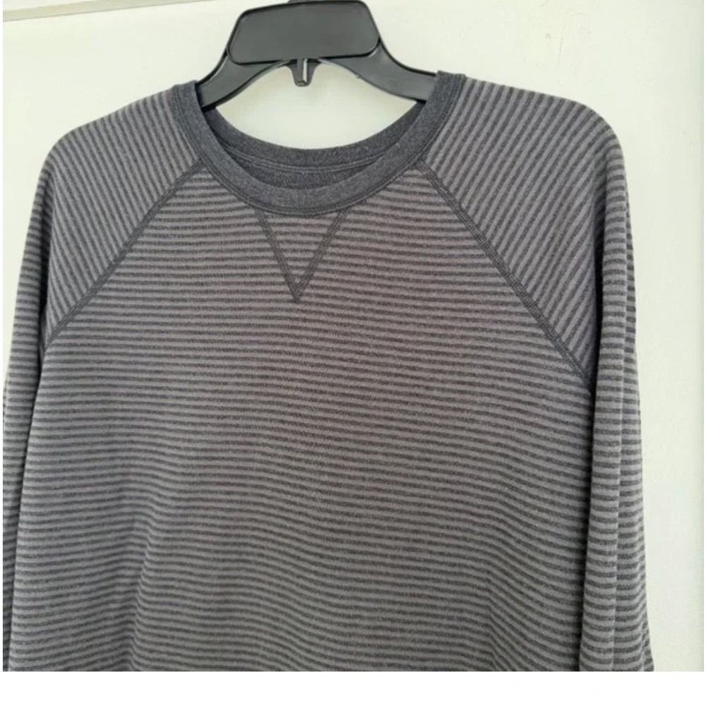 LULULEMON Open Your Heart Long Sleeve II Reversible Size 8 - Picture 7 of 11